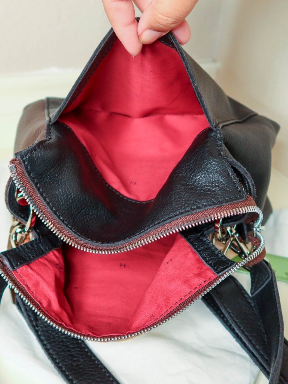 Pre-loved Hammitt Bryant Medium Multi-Color Bag with Crossbody & Short Strap - Picture 9 of 14